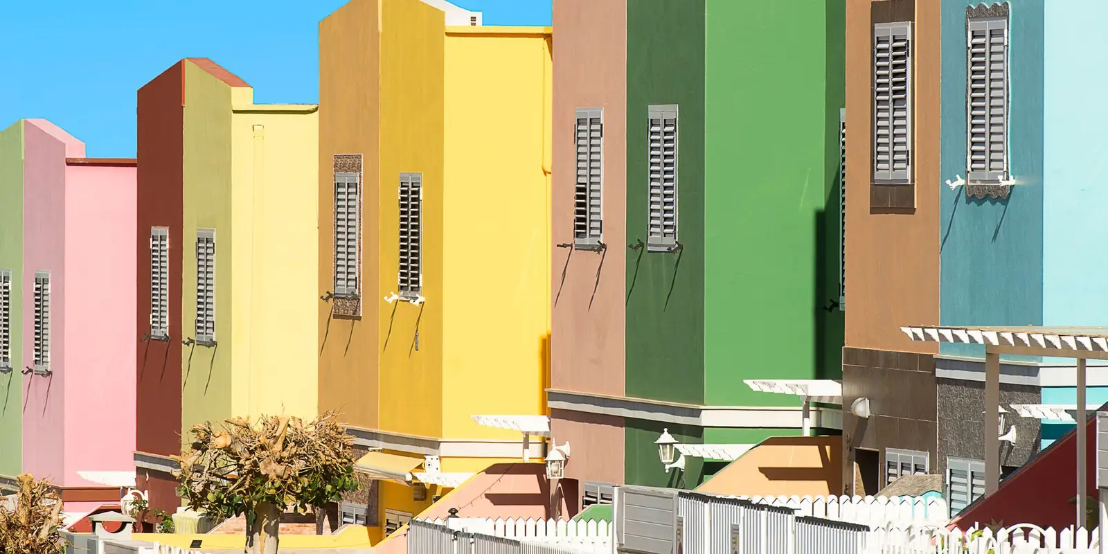 Plumber in Little Havana: colorful row of houses